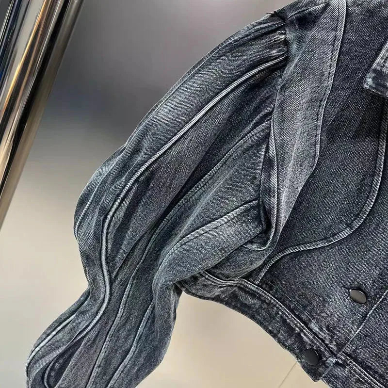 Luna - Chaqueta Line tridimensional