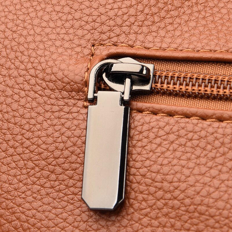 Bolso de mano de ante suave