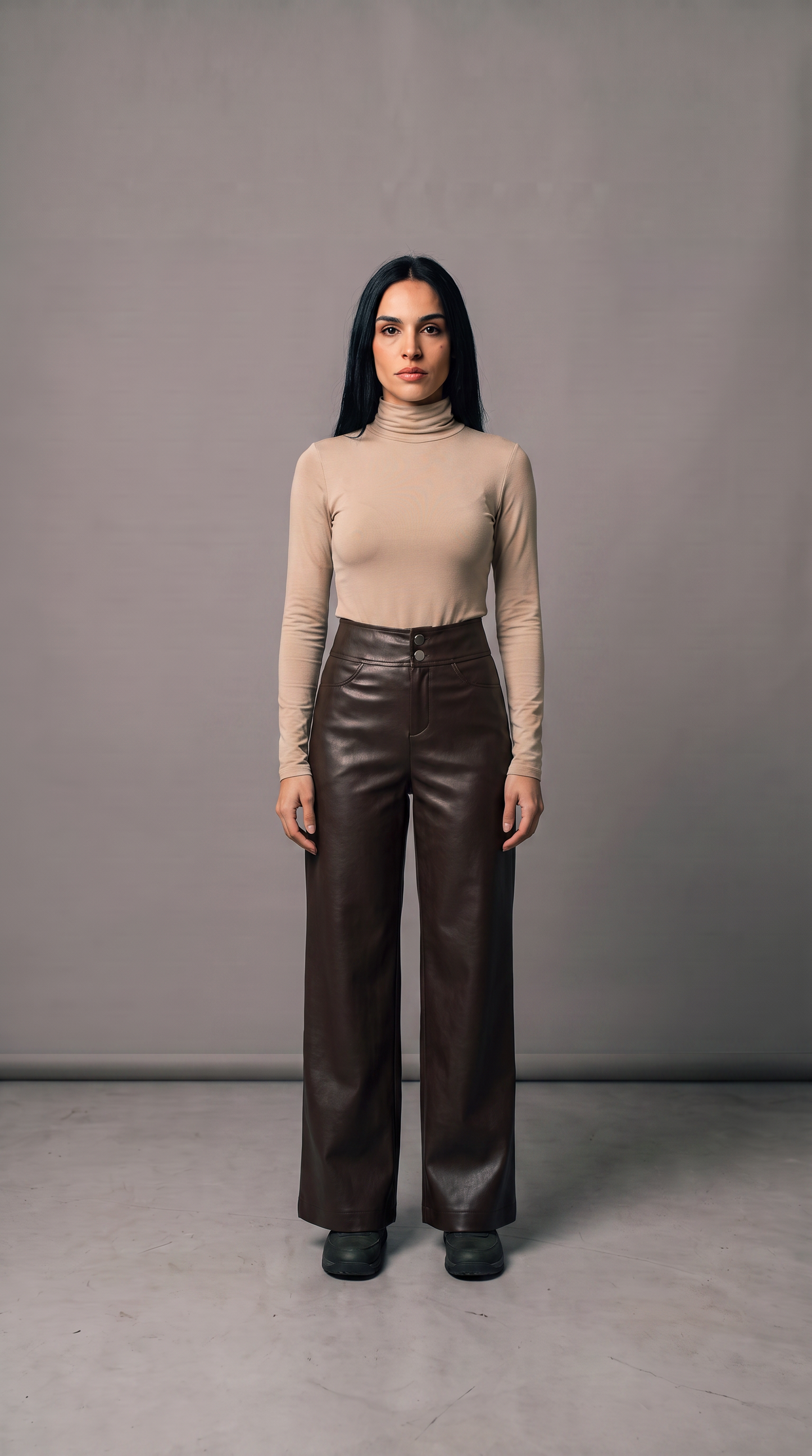 Pantalones anchos de cuero