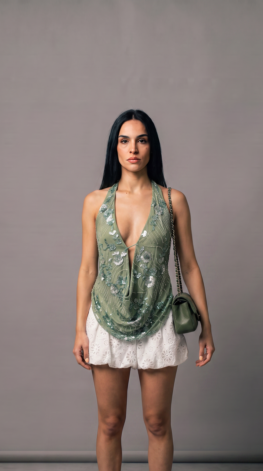 Top verde con cuello halter