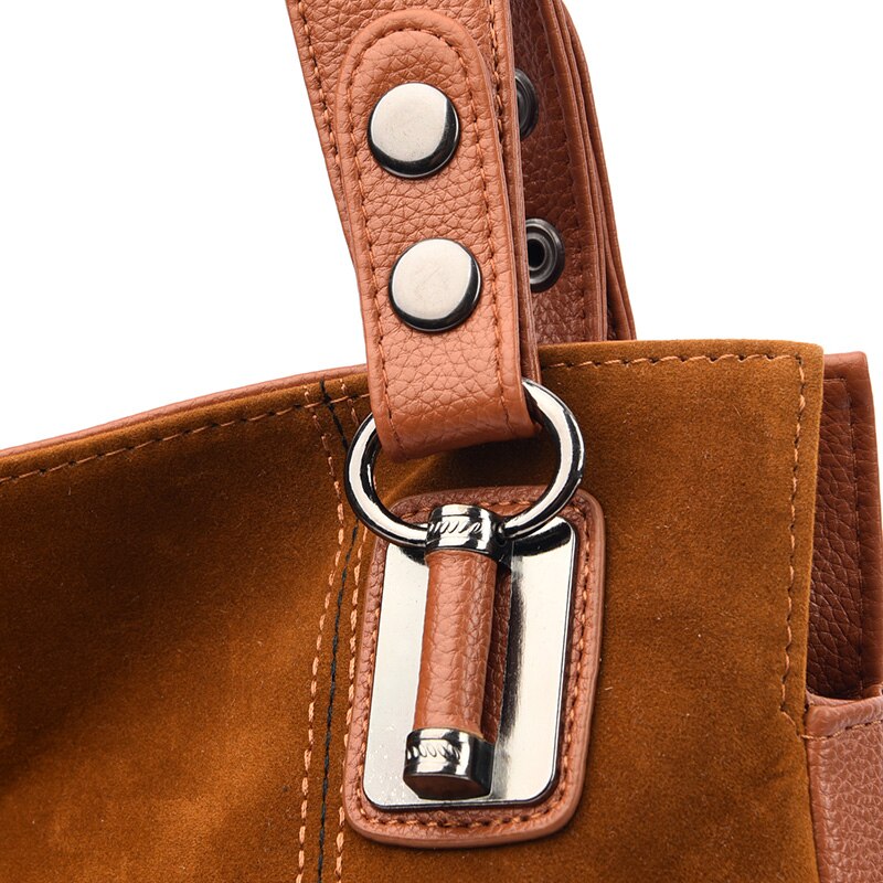 Bolso de mano de ante suave