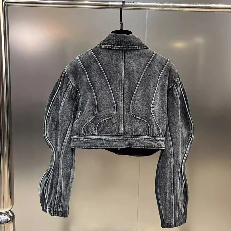 Luna - Chaqueta Line tridimensional