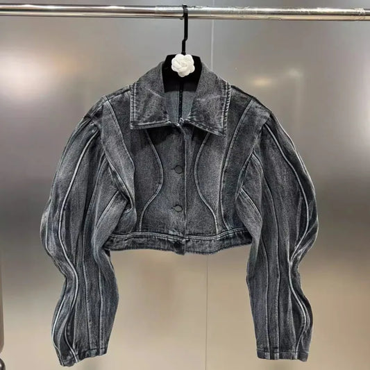 Luna - Chaqueta Line tridimensional