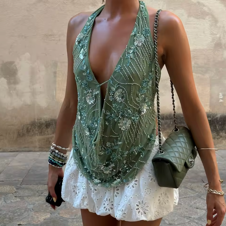 Top verde con cuello halter